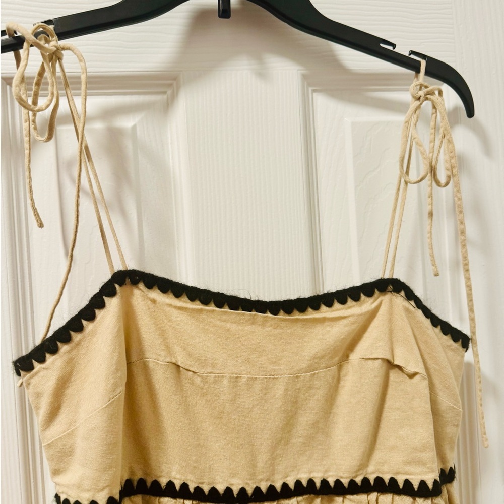 Petal and pup tie shoulder dress - Picture 4 of 4